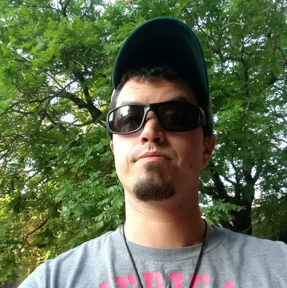 Meet your Posher, Jonathan - Picture 4 of 4